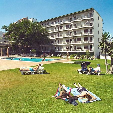 Kross Goya Benalmadena Luaran gambar