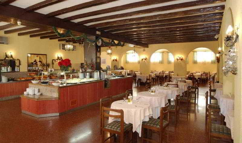 Kross Goya Benalmadena Restoran gambar
